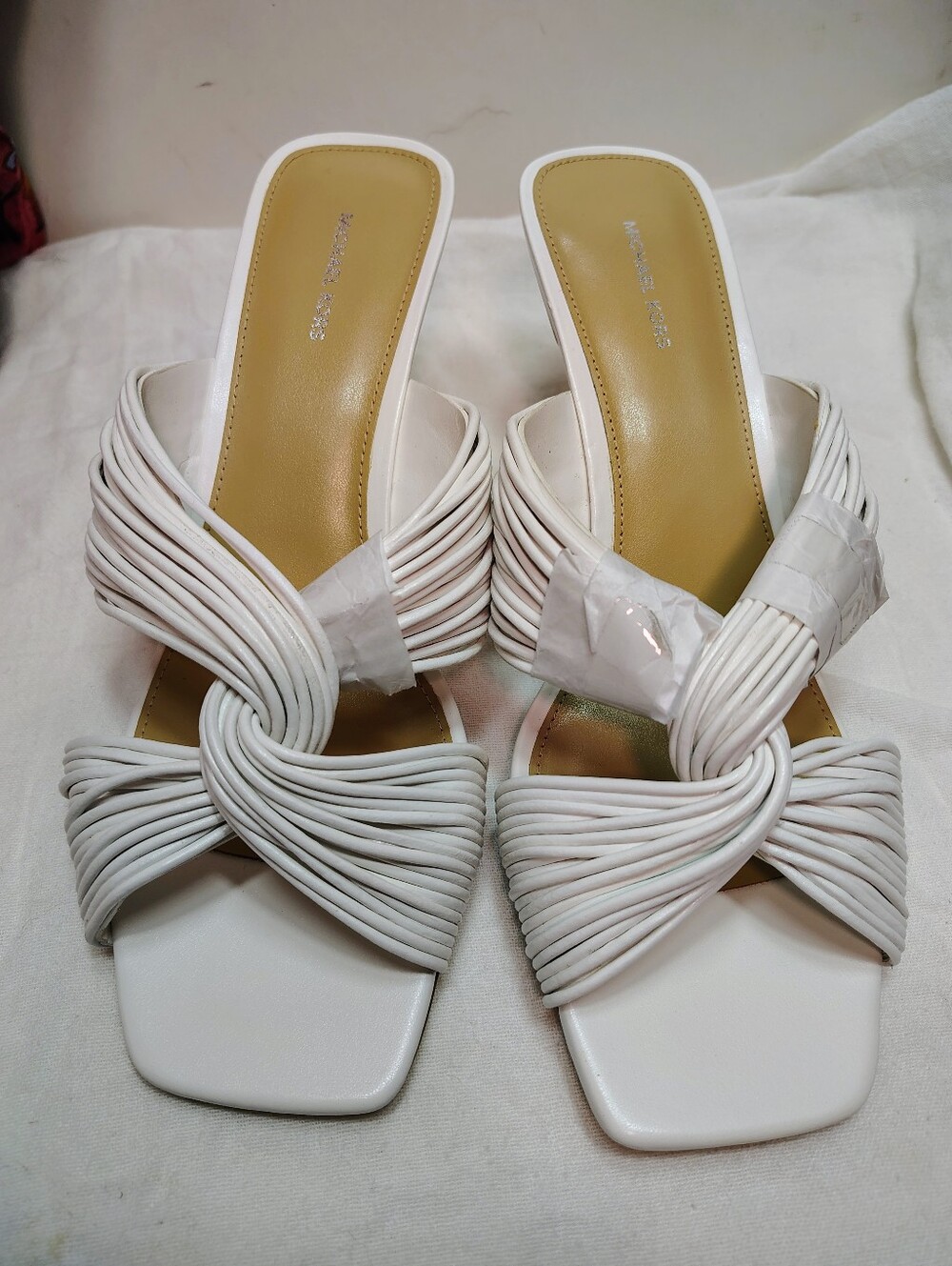 Women’s 9.5Michael Kors Alessia Mule Sandal optic  White Knot